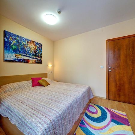 Cozy And Cute 1Bd Apartment In The Castle Complex By Flat Mаnager Pamporowo Exterior foto